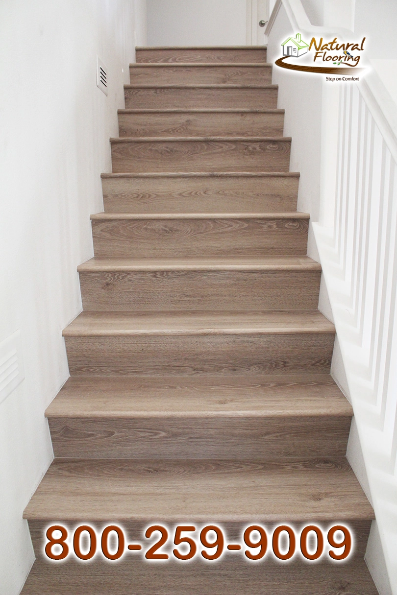 Closed Stairs, Floor Riser without Skirtboard