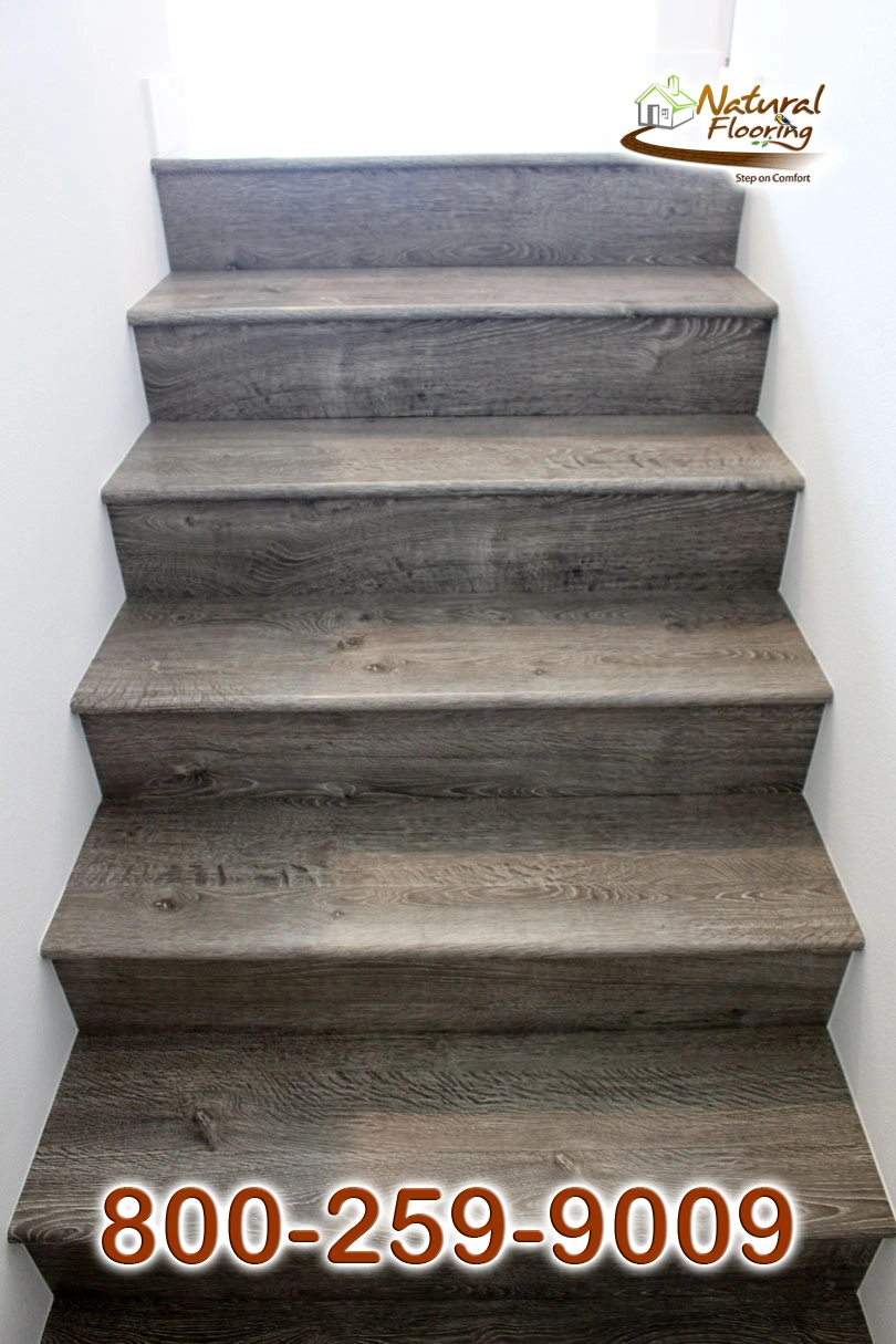 Closed Stairs, Floor Riser without Skirtboard