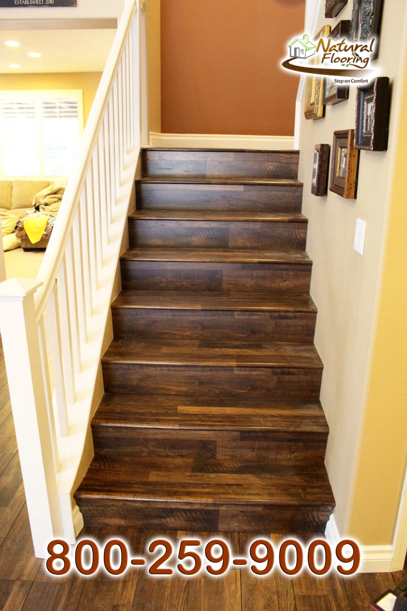 Closed Stairs, Floor Riser without Skirtboard