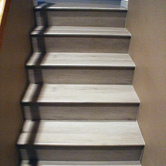 Siliver Lake Laminate Stairs Staymor 1 637777