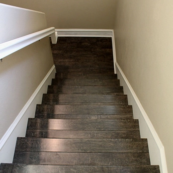 Antique Cocoa Laminate Stairs Eternity 3