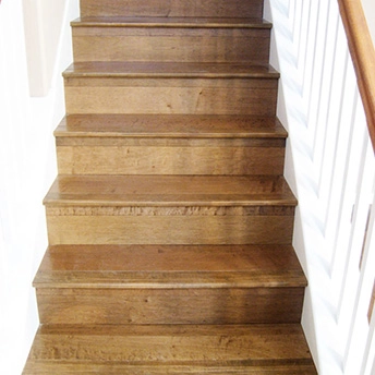 Maple Chestnut Handscraped Engineered Wood Stairs Garrison 1
