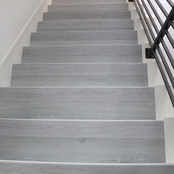 Open Step Butt Side Border 17