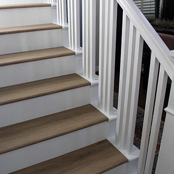 Open Step Butt Side Border 26