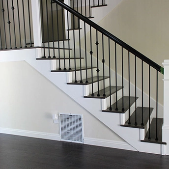 Draftwood White Wash Laminate Stairs Eternity 7