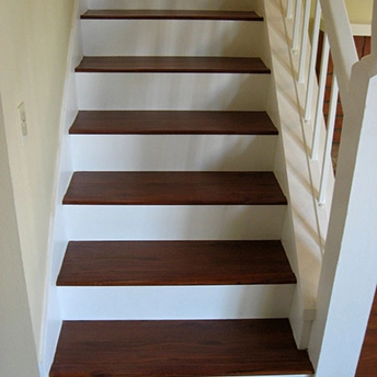 Brazilian Cherry Laminate Stairs 1 265060