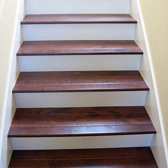 Maple Ruby Distressed Engineered Wood Stairs Urban 1 381267