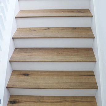 Oak Fresh Traditional Stairs Oasis 5 145759