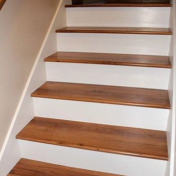 Red Ancient Pine Laminate Stairs Eternity 1 359701