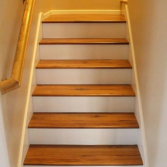 Red Ancient Pine Laminate Stairs Eternity 4 222877