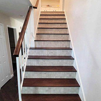 WoodFloorMosaicTileRiserStairs 1 566906