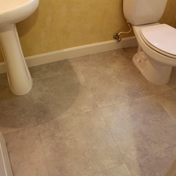 Bathroom Squared Porcelain Tile Floor 4