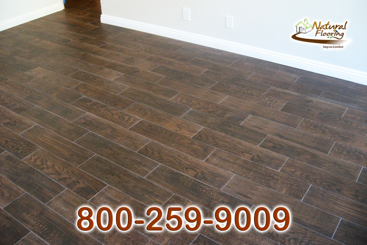 Livingroom Oak Wood Like Plank Tile Floor