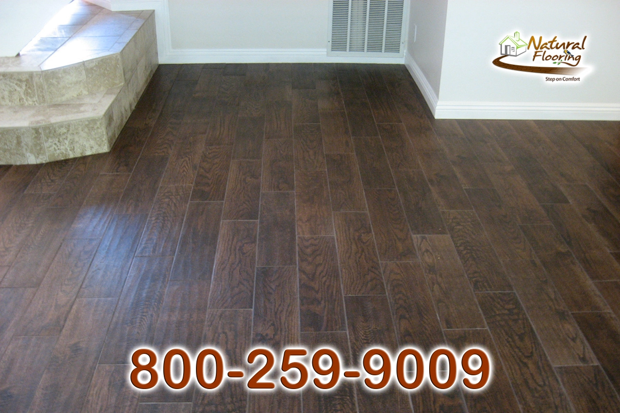 Livingroom Oak Wood Like Plank Tile Floor